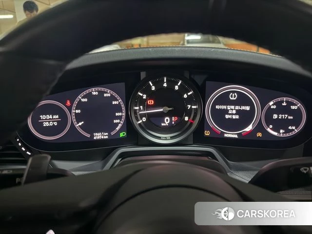 Porsche 911(992) id 4511603 из Кореи 8