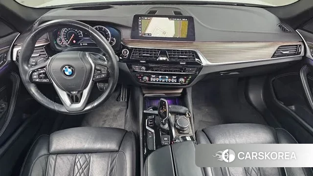 BMW 5 Series (G30) id 3434831 из Кореи 17