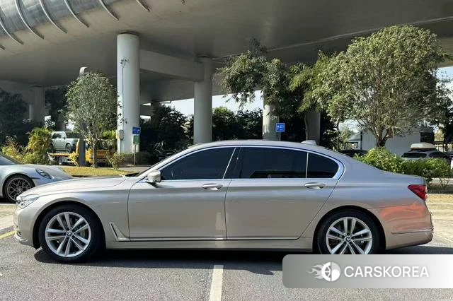 BMW 7 series id 4212985 из Китая 15