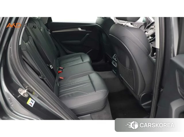 Audi Q5L id 4329209 из Китая 7