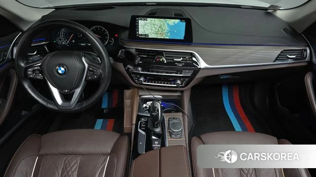 BMW 5 Series (G30) id 4269440 из Кореи 30