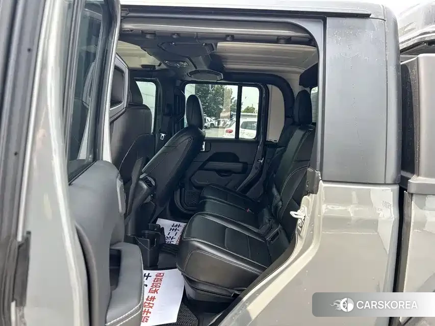 Jeep Gladiator id 4539246 из Китая 11