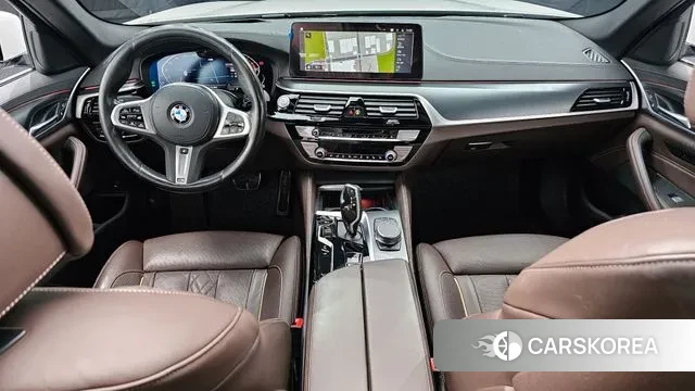 BMW 5 Series (G30) id 3685092 из Кореи 17