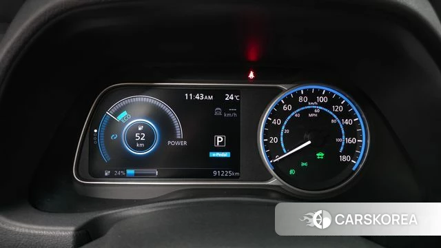 Nissan Leaf (ZE1) id 4615099 из Кореи 29