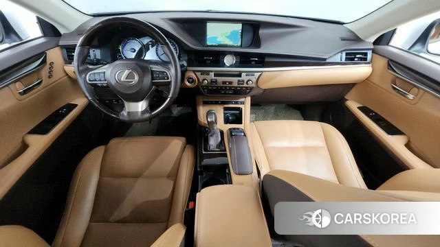Lexus New ES300h id 4251399 из Кореи 34