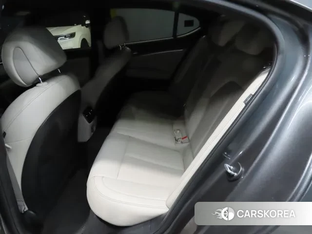 Genesis The New G70 id 3149267 из Кореи 17