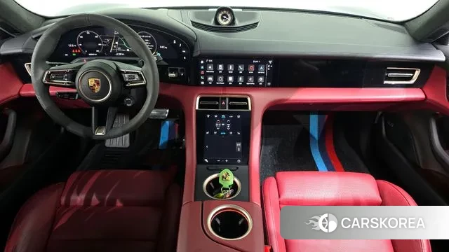 Porsche Taycan id 3305773 из Кореи 17