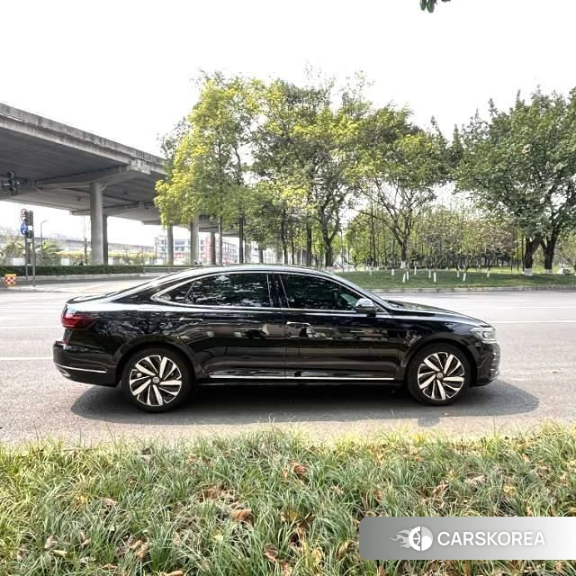 Volkswagen Passat id 4336058 из Китая 7