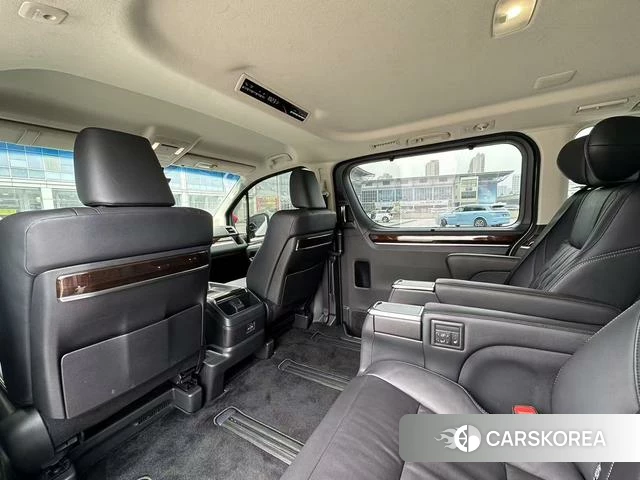Toyota Granvia (overseas) id 4260642 из Китая 12