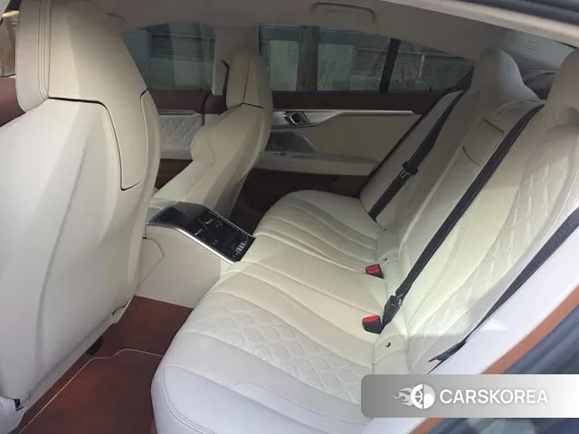 BMW M8 (G15) id 3707881 из Кореи 11