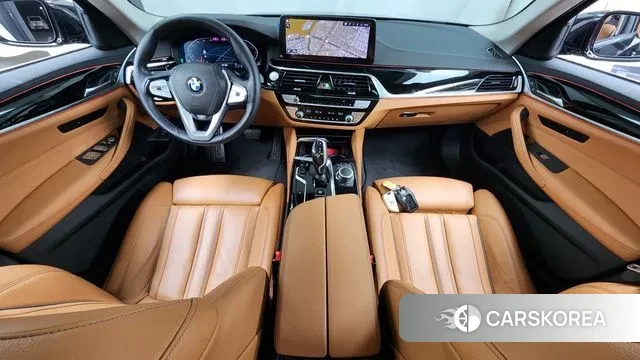 BMW 5 Series (G30) id 3366719 из Кореи 17