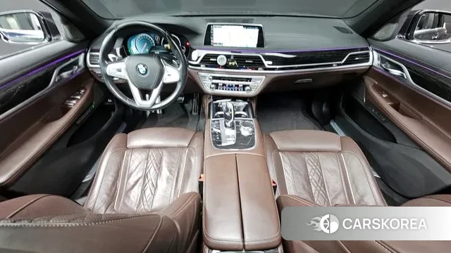 BMW 7 Series (G11) id 3351360 из Кореи 17