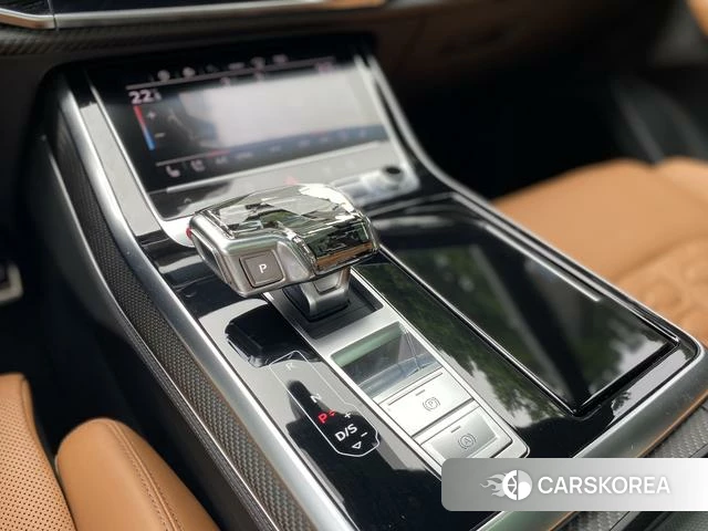 Audi RS Q8 id 4299709 из Китая 21