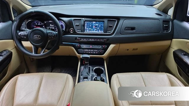 Kia The New Carnival id 3942156 из Кореи 17