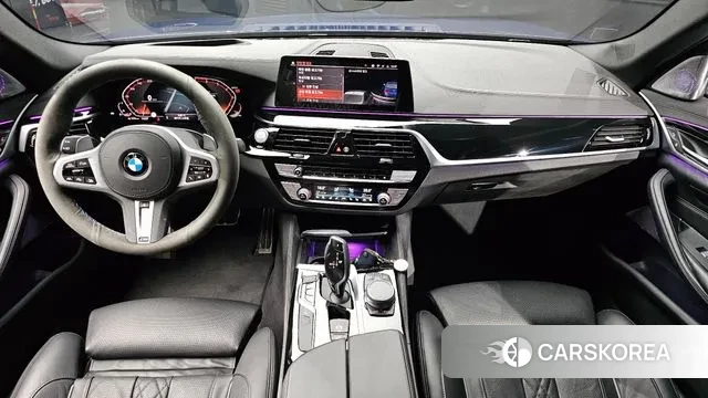 BMW 5 Series (G30) id 3422840 из Кореи 17