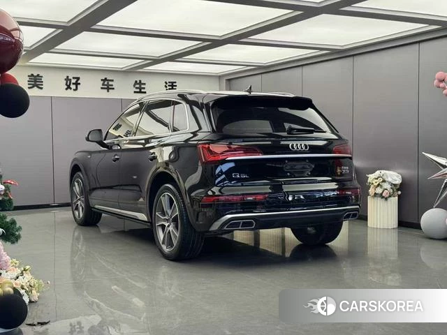 Audi Q5L Sportback id 4335235 из Китая 7
