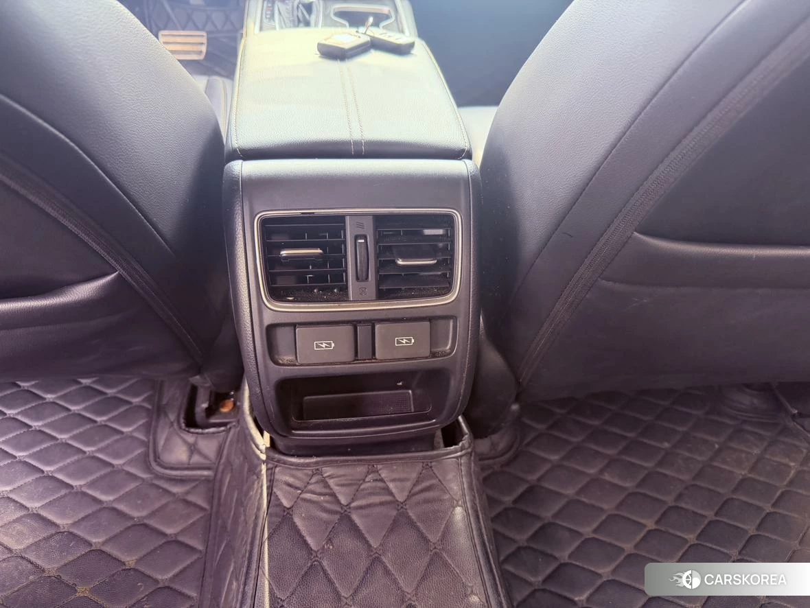 Honda Accord id 4407638 из Китая 10