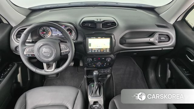 Jeep Renegade id 3811881 из Кореи 17