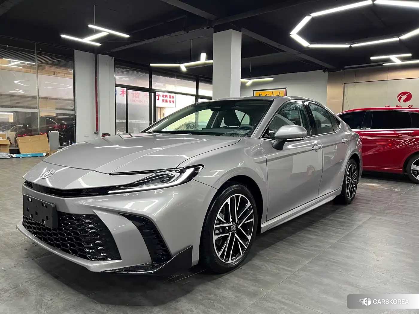 Toyota Camry id 4659876 из Китая 8