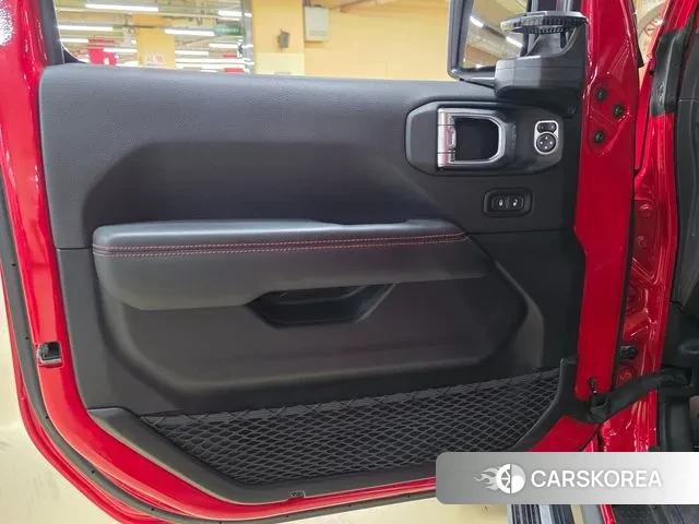 Jeep Wrangler (JL) id 3004319 из Кореи 17