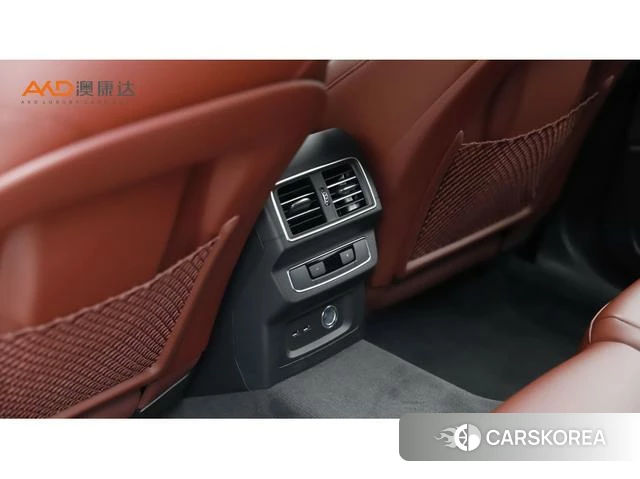 Audi Q5L id 4265888 из Китая 7