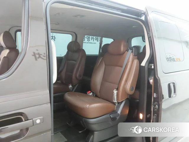 Hyundai The New Grand Starex id 3814516 из Кореи 17