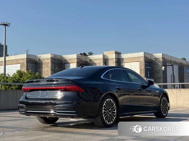 Audi A7L id 4272910 из Китая 9