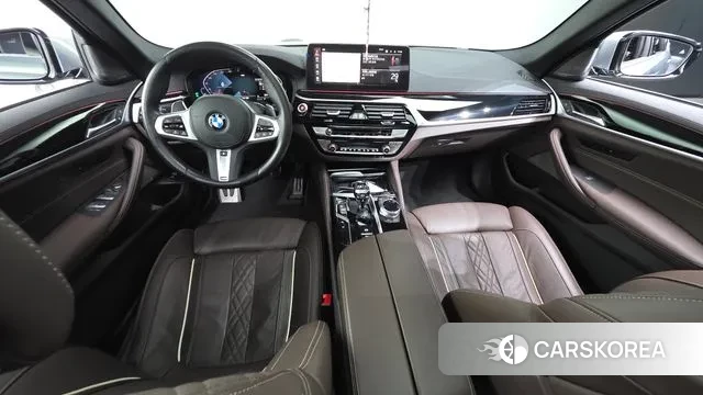 BMW 5 Series (G30) id 3634486 из Кореи 17