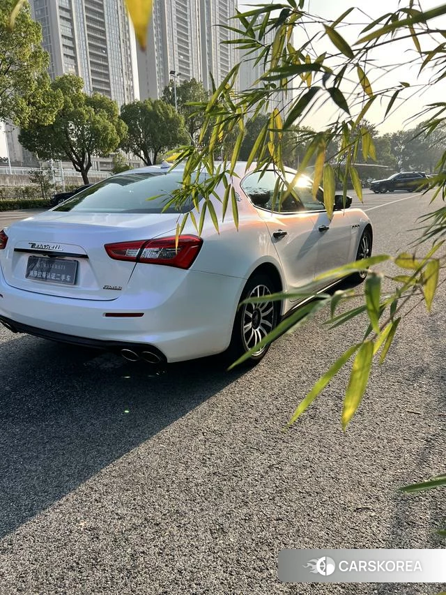 Maserati Ghibli id 3896003 из Китая 16