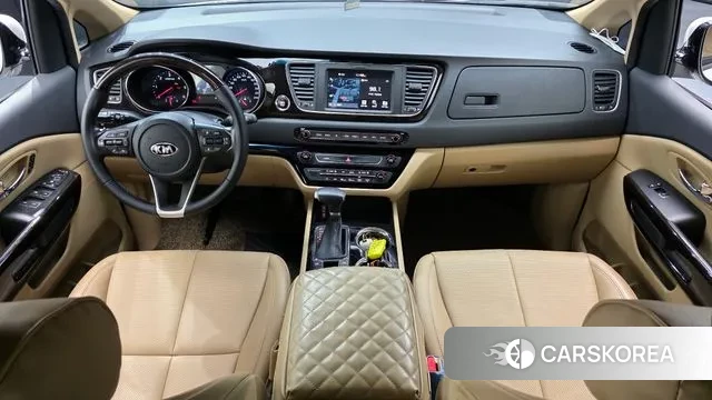 Kia The New Carnival id 3736338 из Кореи 17