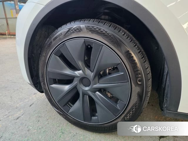 Tesla Model Y id 4533368 из Кореи 15