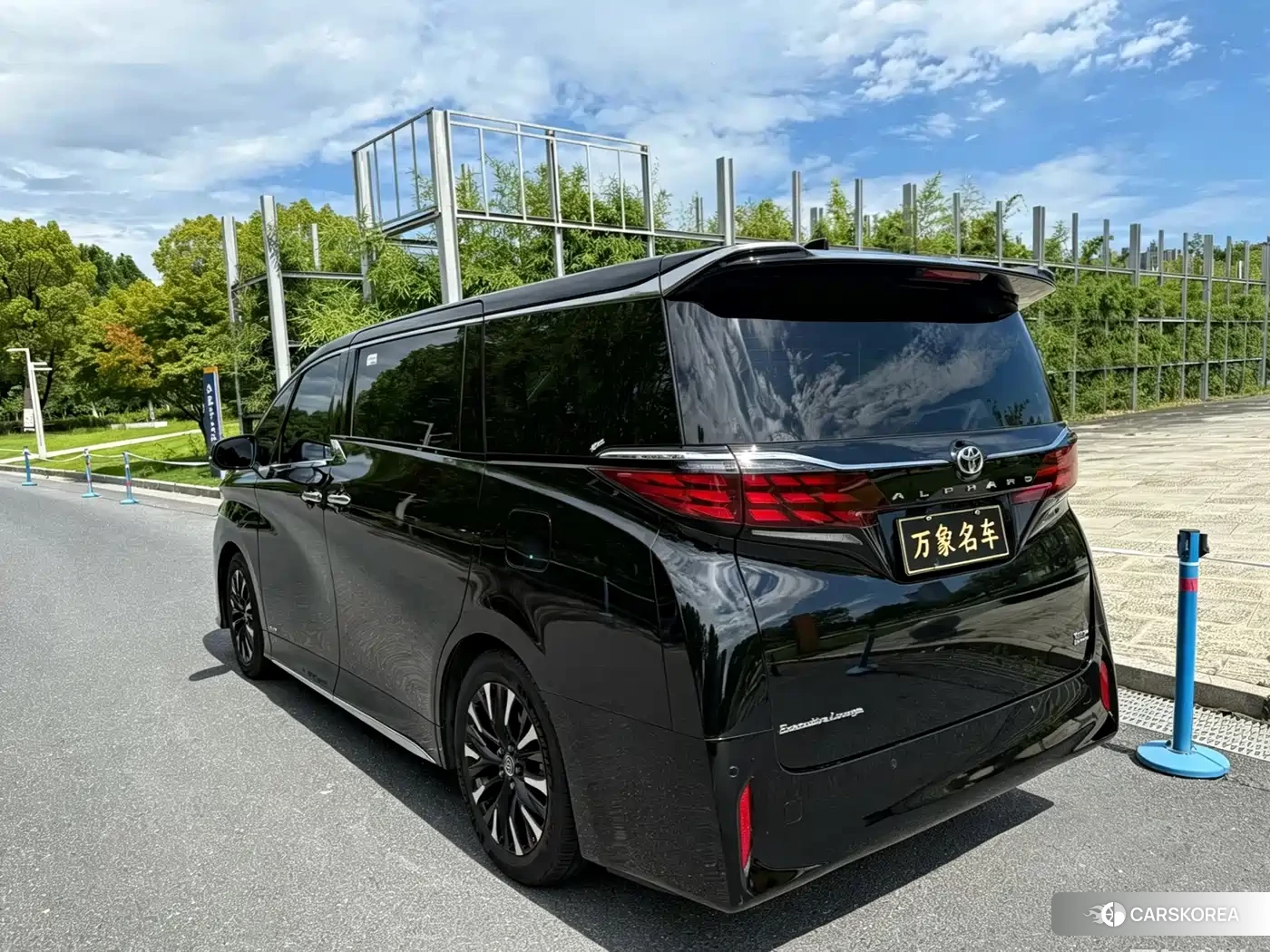 Toyota Elfa id 4644394 из Китая 11