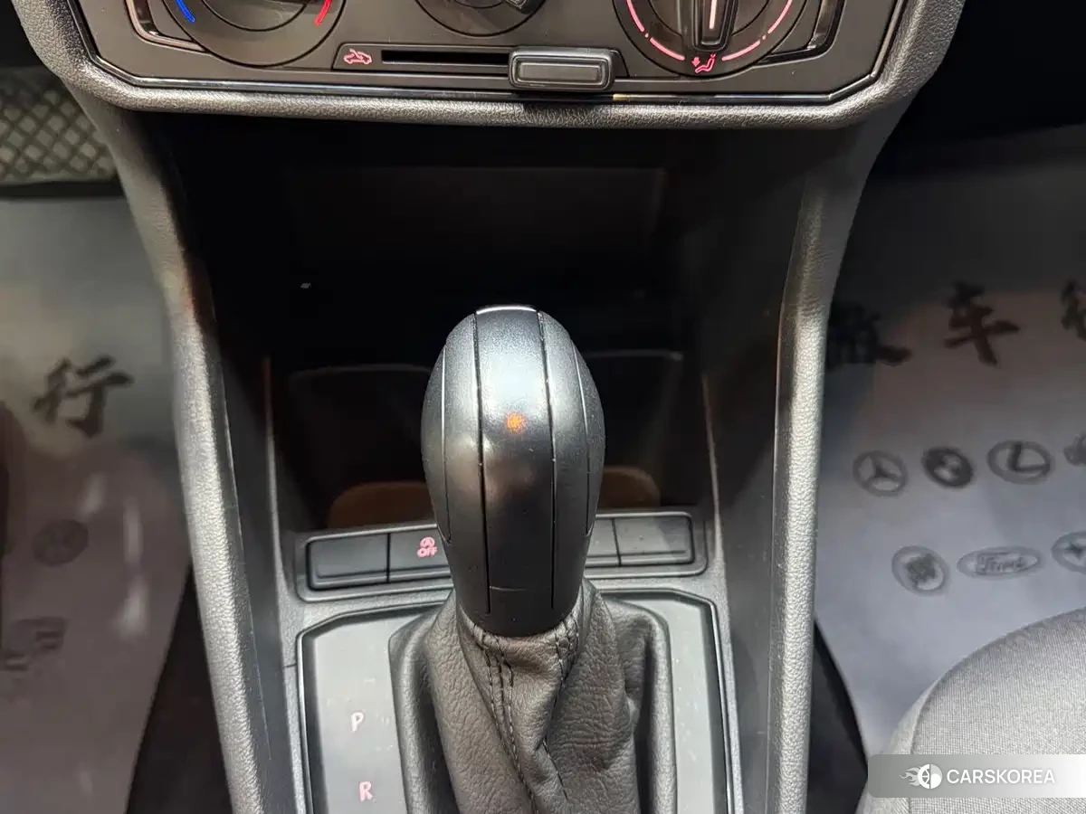 Volkswagen Santana id 4547347 из Китая 16