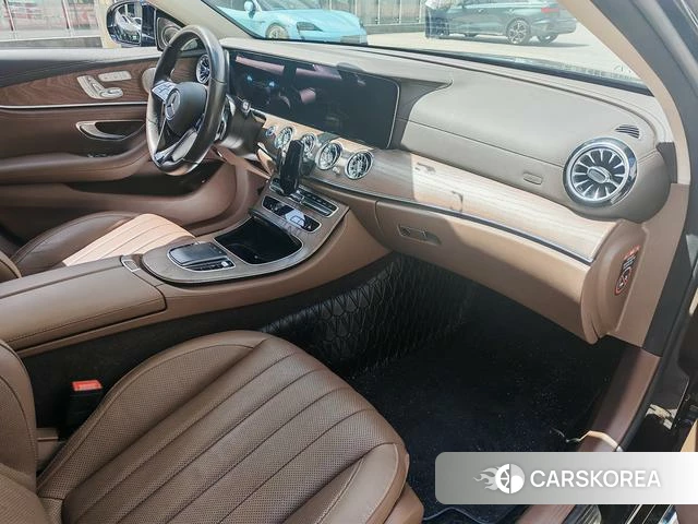 Mercedes-Benz E-class id 4277640 из Китая 12