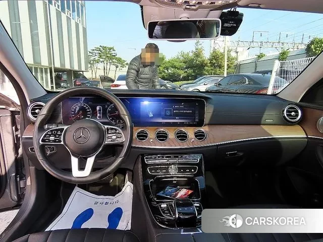 Mercedes-Benz E-Class W213 id 3350944 из Кореи 17