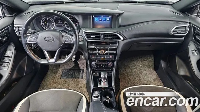 Infiniti Q30 id 2687649 из Кореи 17