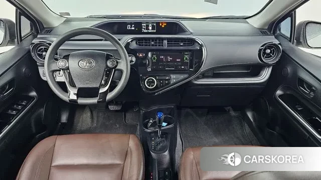 Toyota Prius C id 3552779 из Кореи 17