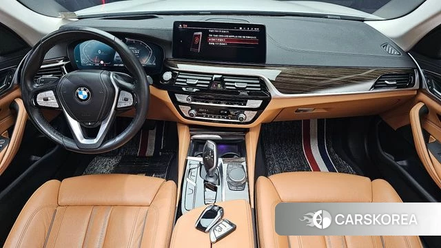 BMW 5 Series (G30) id 3860221 из Кореи 17