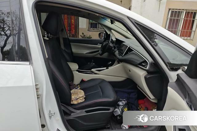 Buick GL6 id 4242479 из Китая 14