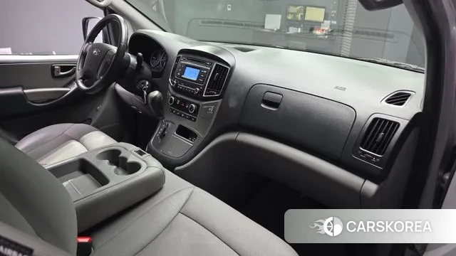 Hyundai The New Grand Starex id 3428736 из Кореи 17