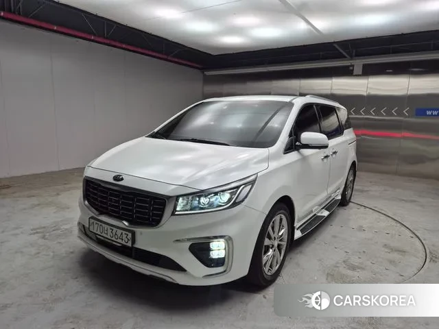 Kia The New Carnival id 3760546 из Кореи 17