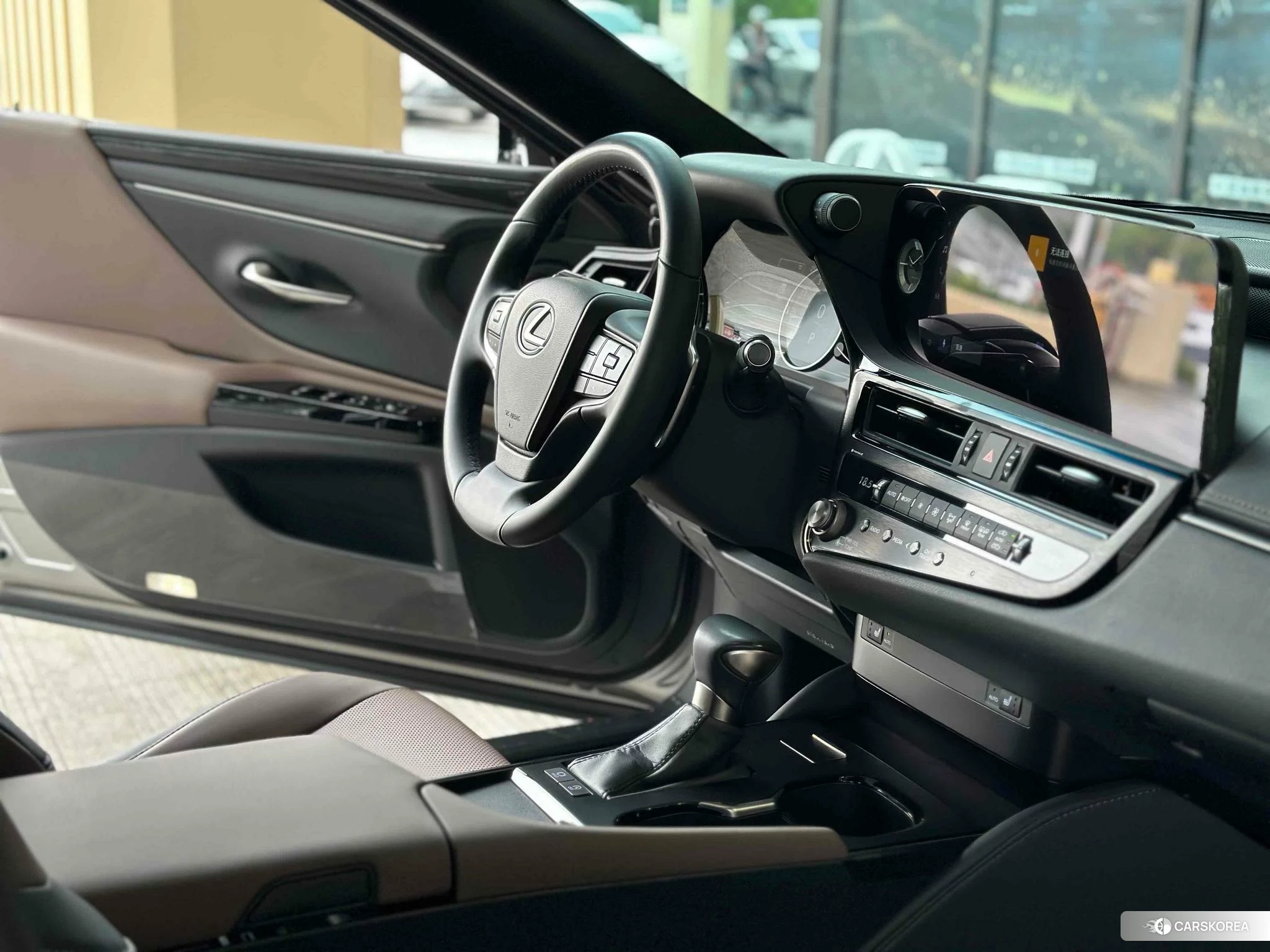 Lexus ES id 4479685 из Китая 7