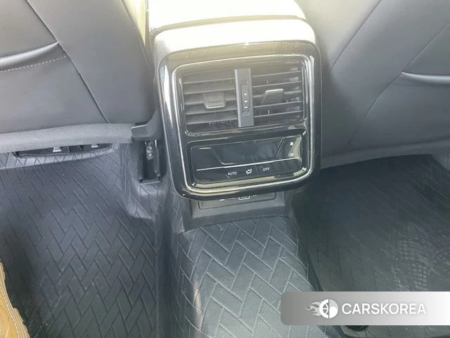 Volkswagen Passat id 4314165 из Китая 23