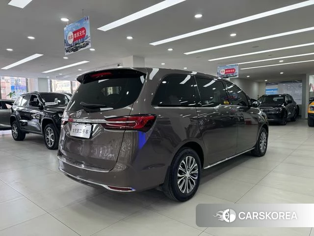 Buick GL8 id 3869545 из Китая 8