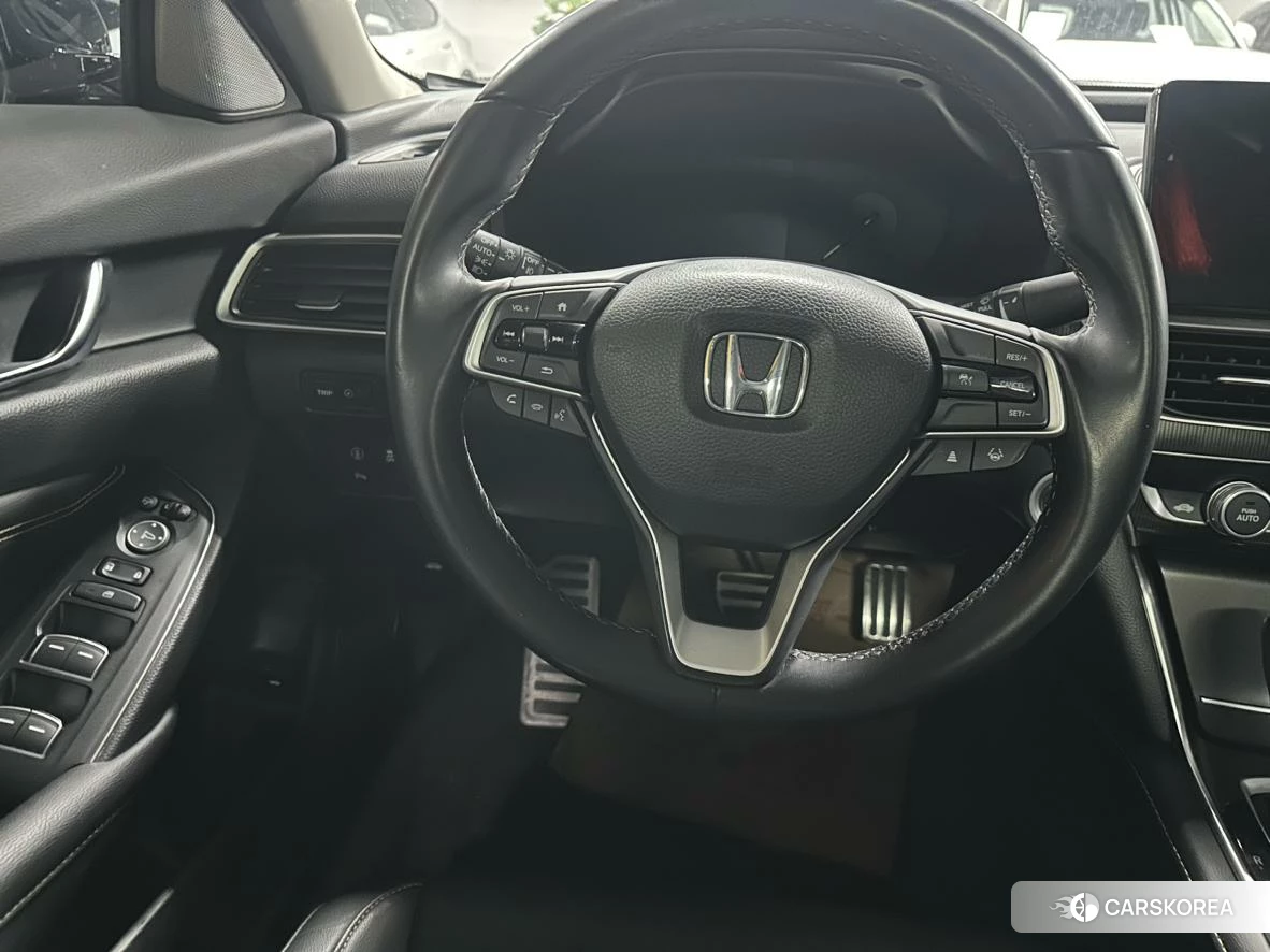 Honda Accord id 4420763 из Китая 12