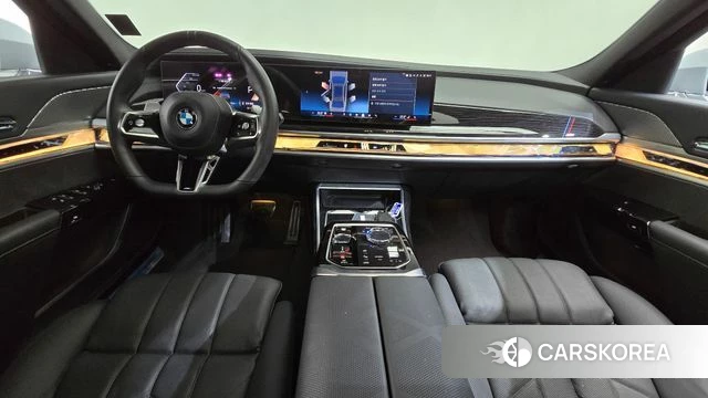 BMW 7 Series (G70) id 4681553 из Кореи 33