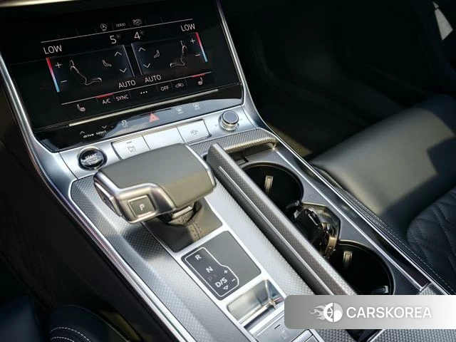 Audi A6L id 4265934 из Китая 26