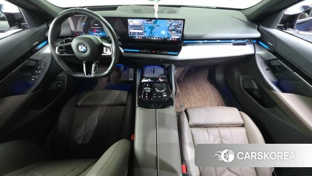 BMW 5 Series (G60) id 4617728 из Кореи 17