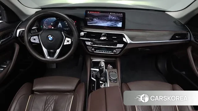 BMW 5 Series (G30) id 3573136 из Кореи 17