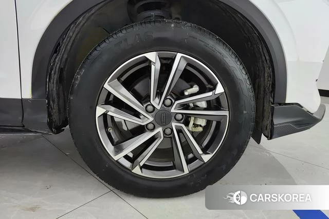 Geely Automobile Binyue id 3968853 из Китая 14